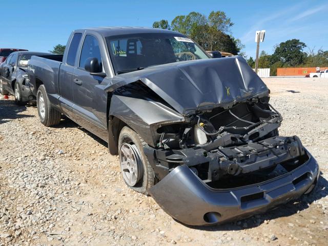 1D3HW52N45S194347 - 2005 DODGE DAKOTA LAR GRAY photo 1