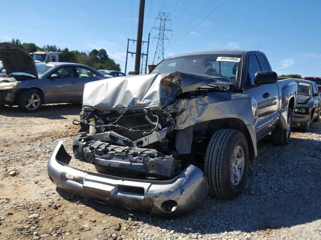 1D3HW52N45S194347 - 2005 DODGE DAKOTA LAR GRAY photo 2