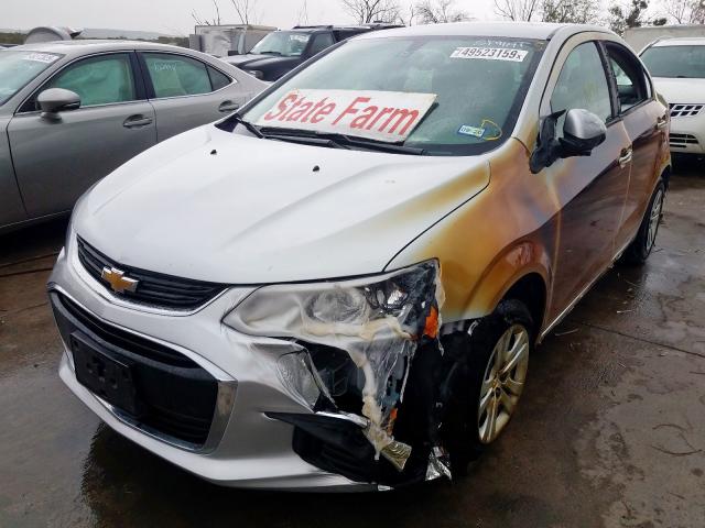 1G1JB5SH6J4127613 - 2018 CHEVROLET SONIC LS 银色 照片 2