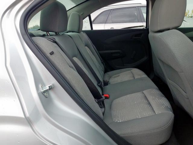 1G1JB5SH6J4127613 - 2018 CHEVROLET SONIC LS 银色 照片 6