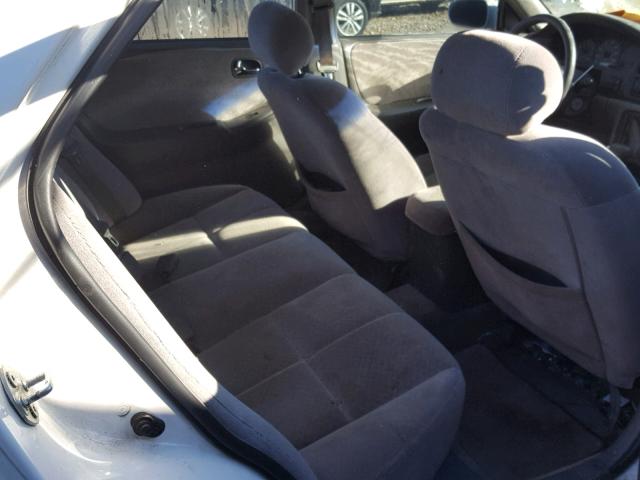 1YVGF22C115210573 - 2001 MAZDA 626 ES WHITE photo 6