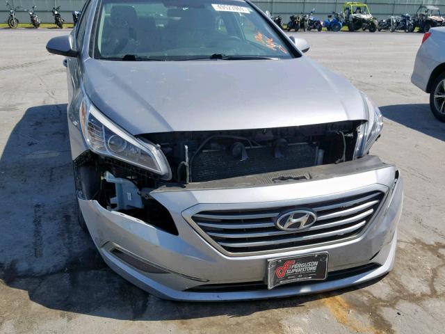 5NPE24AF3FH035265 - 2015 HYUNDAI SONATA SE SILVER photo 9