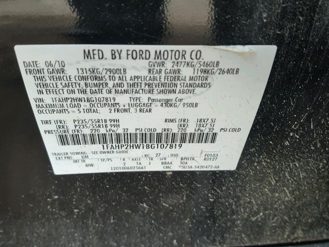 1FAHP2HW1BG107819 - 2011 FORD TAURUS SEL GRAY photo 10