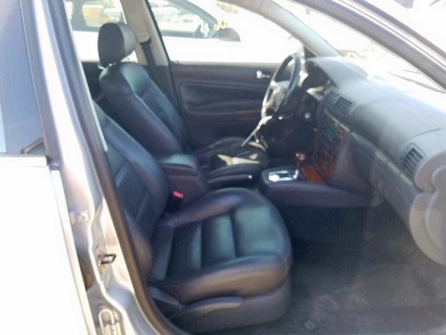 WVWAE63B15E052477 - 2005 VOLKSWAGEN PASSAT GLS SILVER photo 5