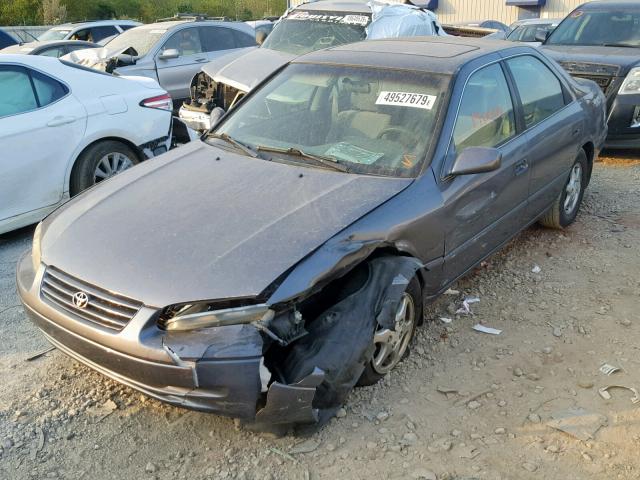 4T1BG22K6VU029612 - 1997 TOYOTA CAMRY CE GRAY photo 2