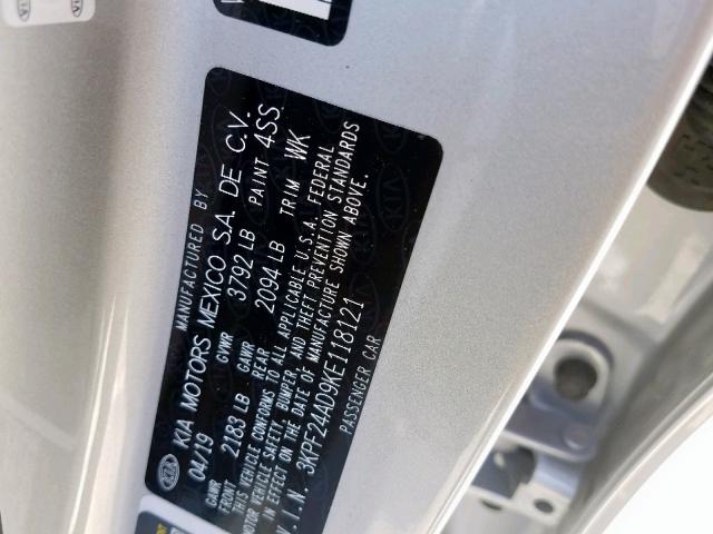 3KPF24AD9KE118121 - 2019 KIA FORTE FE SILVER photo 10