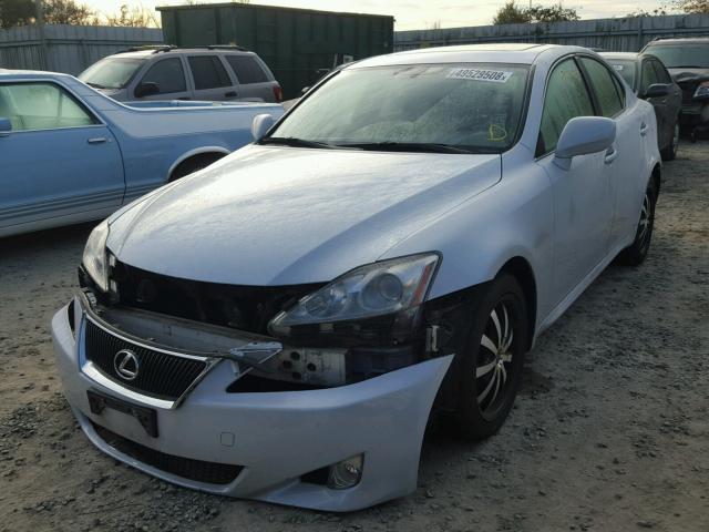 JTHCK262585021595 - 2008 LEXUS IS 250 WHITE photo 2