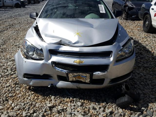 1G1ZB5E01CF378250 - 2012 CHEVROLET MALIBU LS 银色 照片 9