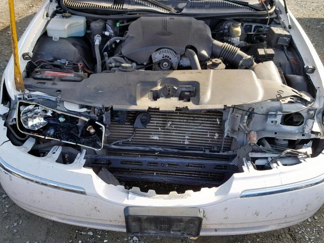 1LNHM83W22Y662538 - 2002 LINCOLN TOWN CAR C WHITE photo 7