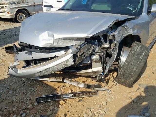 2G1WC5E30D1228374 - 2013 CHEVROLET IMPALA LTZ SILVER photo 9