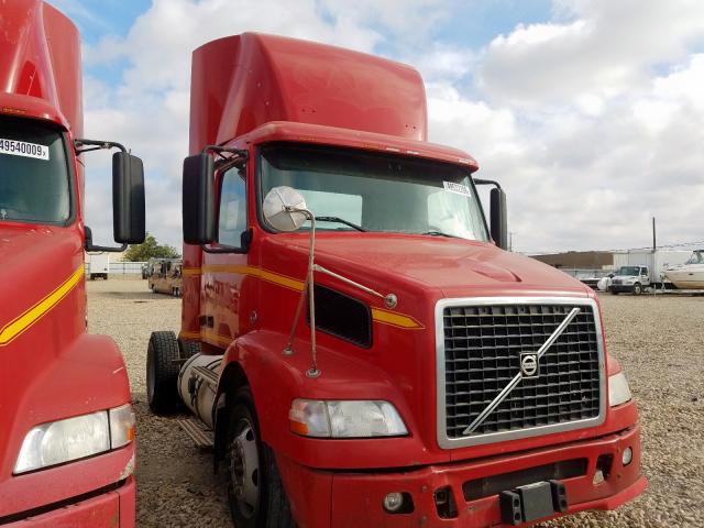 4V4M19GH97N432103 - 2007 VOLVO VN VNM RED photo 1