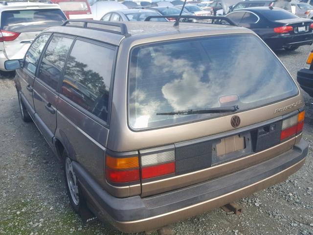 WVWGB4311LE260385 - 1990 VOLKSWAGEN PASSAT GL TAN photo 3