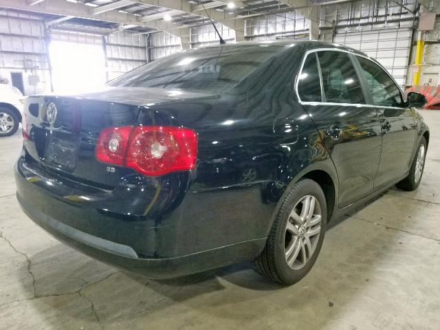 3VWEG71K87M158603 - 2007 VOLKSWAGEN JETTA WOLF BLACK photo 4