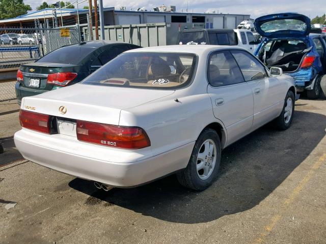 JT8GK13T9R0063436 - 1994 LEXUS ES 300 WHITE photo 4