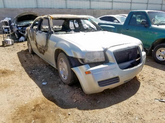 2C3JA43RX5H138705 - 2005 CHRYSLER 300 GRAY photo 1