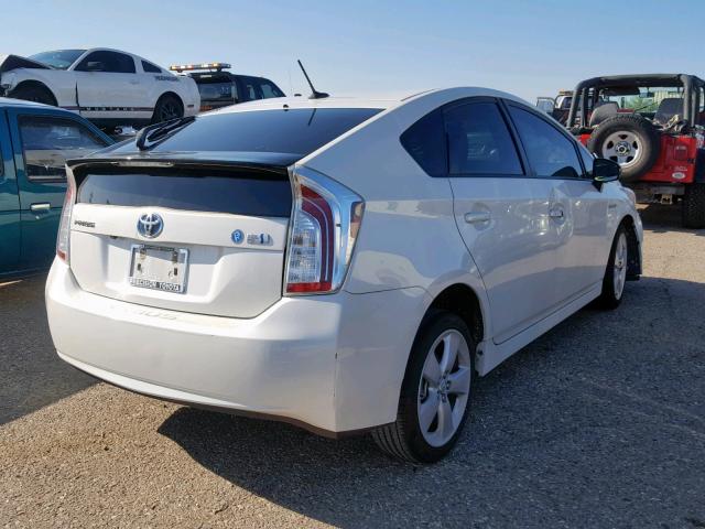 JTDKN3DU8D5639275 - 2013 TOYOTA PRIUS WHITE photo 4