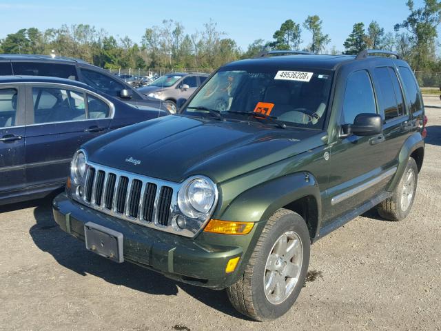 1J8GL58K67W532328 - 2007 JEEP LIBERTY LI GREEN photo 2