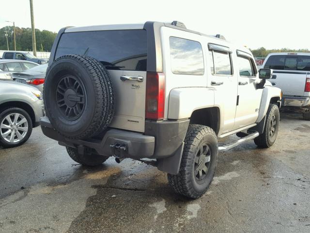 5GTDN136968104577 - 2006 HUMMER H3 SILVER photo 4