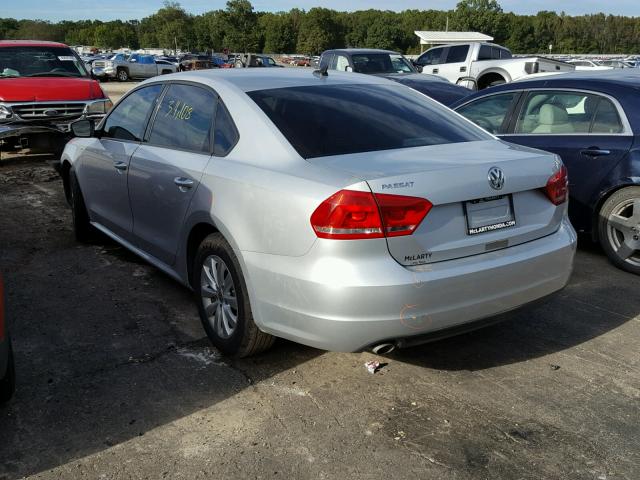 1VWAS7A32EC106887 - 2014 VOLKSWAGEN PASSAT S SILVER photo 3