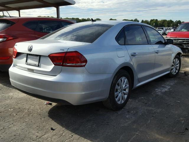 1VWAS7A32EC106887 - 2014 VOLKSWAGEN PASSAT S SILVER photo 4