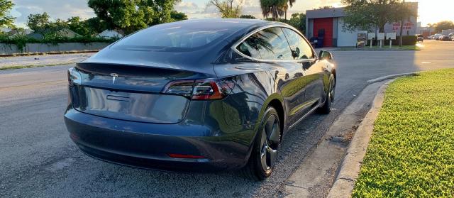 5YJ3E1EA7JF123982 - 2018 TESLA MODEL 3 BLUE photo 4