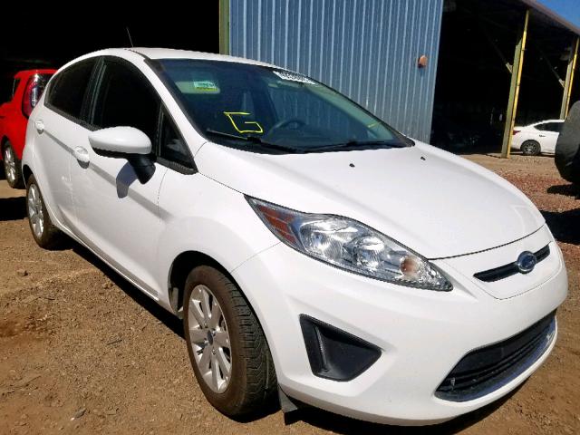 3FADP4EJ2CM102994 - 2012 FORD FIESTA SE WHITE photo 1