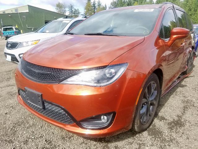 2C4RC1BG0JR165424 - 2018 CHRYSLER PACIFICA T ORANGE photo 2