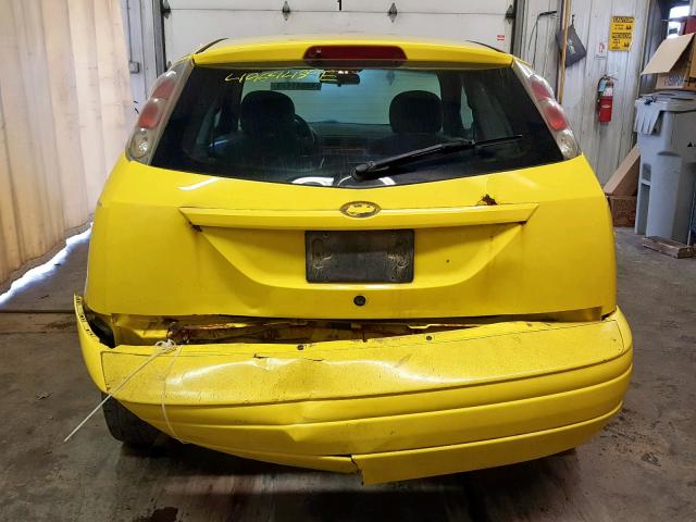 3FAFP31N35R108286 - 2005 FORD FOCUS ZX3 YELLOW photo 9
