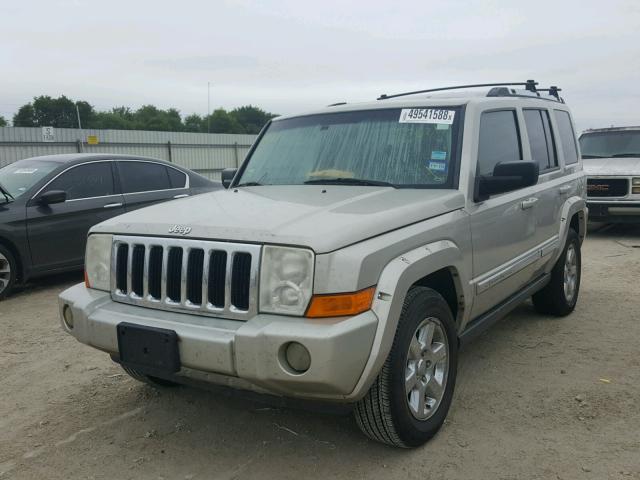 1J8HH58297C530810 - 2007 JEEP COMMANDER SILVER photo 2