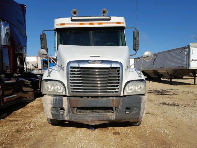 1FUJBBCK67LX67621 - 2007 FREIGHTLINER CONVENTION WHITE photo 9