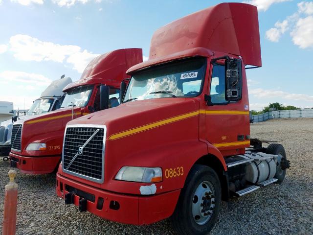 4V4M19EH48N487109 - 2008 VOLVO VN VNM RED photo 2