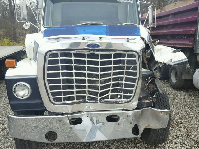 1FDXR80U0FVA08483 - 1985 FORD N-SERIES L BLUE photo 7