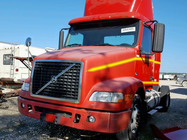 4V4M19GH37N464559 - 2007 VOLVO VN VNM RED photo 2