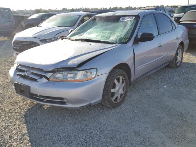 1HGCF86622A114120 - 2002 HONDA ACCORD VAL SILVER photo 2