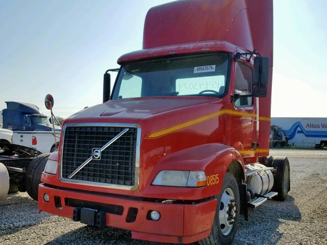 4V4M19GH48N487091 - 2008 VOLVO VN VNM RED photo 2