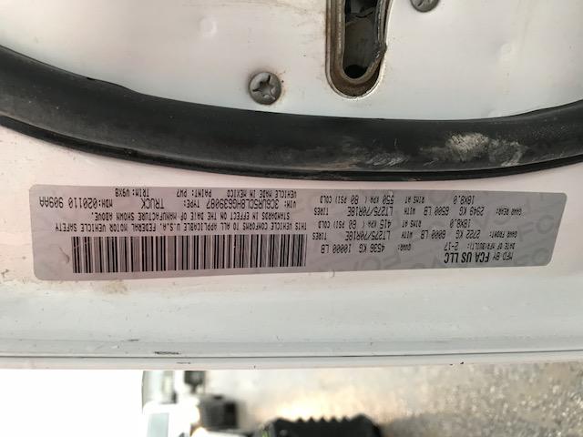 3C6UR5CL8HG639087 - 2017 RAM 2500 ST WHITE photo 10