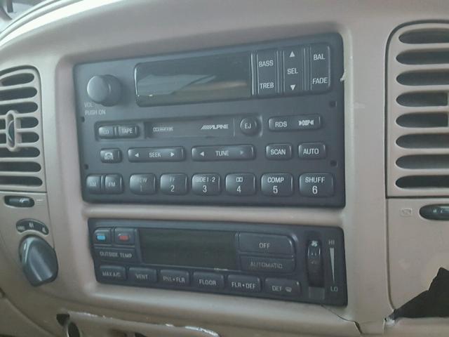 5LMPU28L3XLJ15545 - 1999 LINCOLN NAVIGATOR Қызыл фото 9