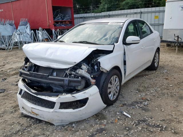 KNAFU4A23B5380329 - 2011 KIA FORTE EX WHITE photo 2