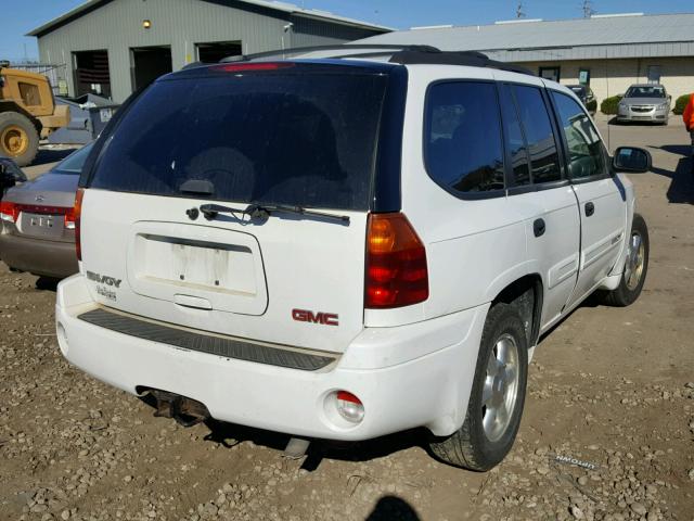 1GKDT13S152200560 - 2005 GMC ENVOY WHITE photo 4