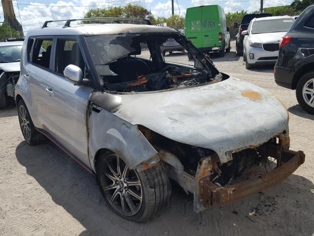 KNDJX3AA0J7516358 - 2018 KIA SOUL ! Gümüş foto 1