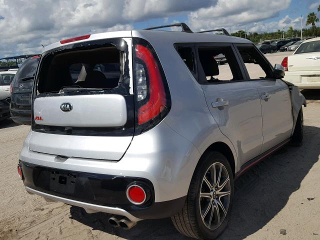 KNDJX3AA0J7516358 - 2018 KIA SOUL ! Gümüş foto 4