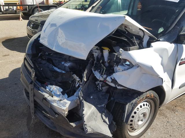 ZFBERFAT0F6193251 - 2015 RAM PROMASTER 白色 照片 9