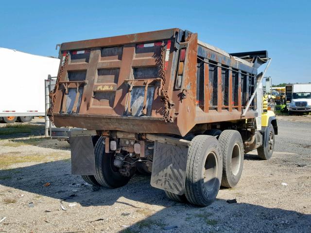 1M2P268C8YM047819 - 2000 MACK RD688SX YELLOW photo 4