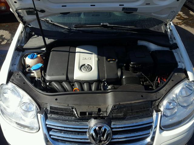 3VWEF71K77M069561 - 2007 VOLKSWAGEN JETTA WOLF WHITE photo 7