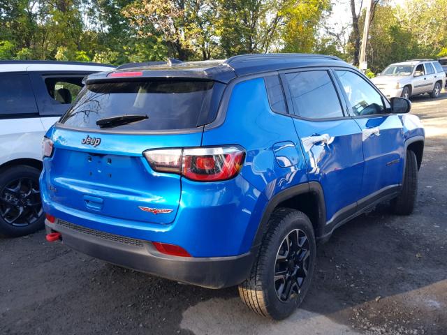 3C4NJDDB5JT493068 - 2018 JEEP COMPASS TR BLUE photo 4