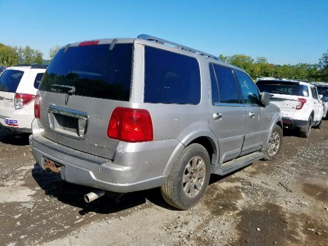 5LMFU28RX3LJ24608 - 2003 LINCOLN NAVIGATOR GRAY photo 4