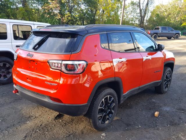 3C4NJDDB7JT493069 - 2018 JEEP COMPASS TR ORANGE photo 4