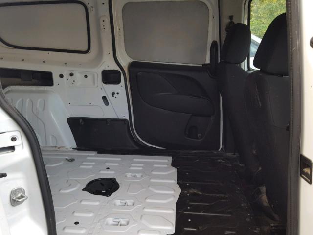 ZFBERFAB8J6K42549 - 2018 RAM PROMASTER 白色 照片 6