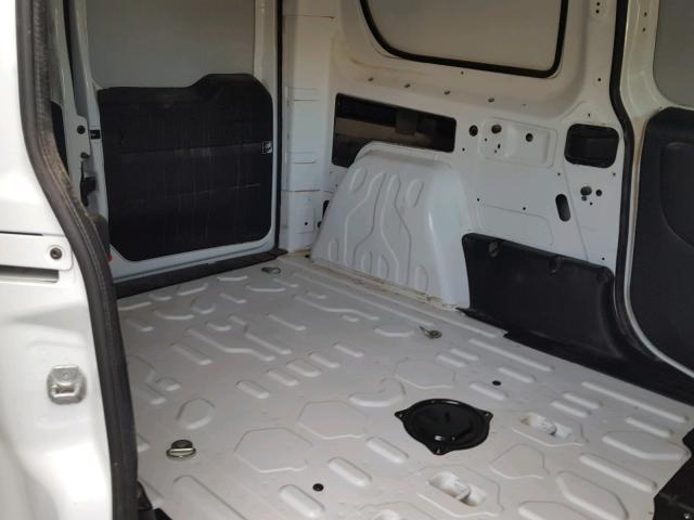 ZFBERFAB8J6K42549 - 2018 RAM PROMASTER 白色 照片 9