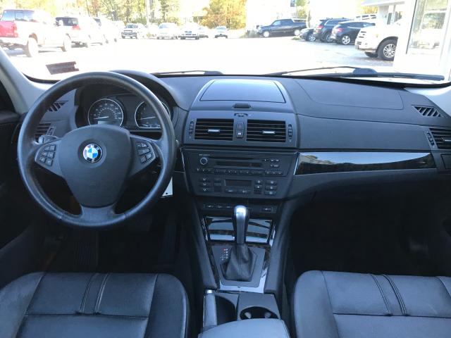 WBXPC9C40AWJ34758 - 2010 BMW X3 XDRIVE3 SILVER photo 10